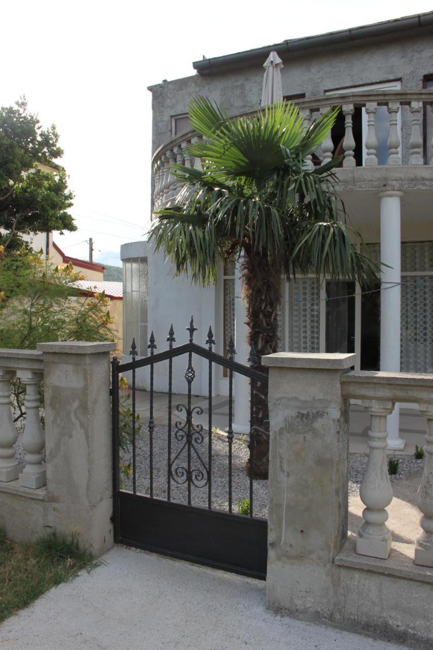 Apartmani Dienes Novi Vinodolski Extérieur photo