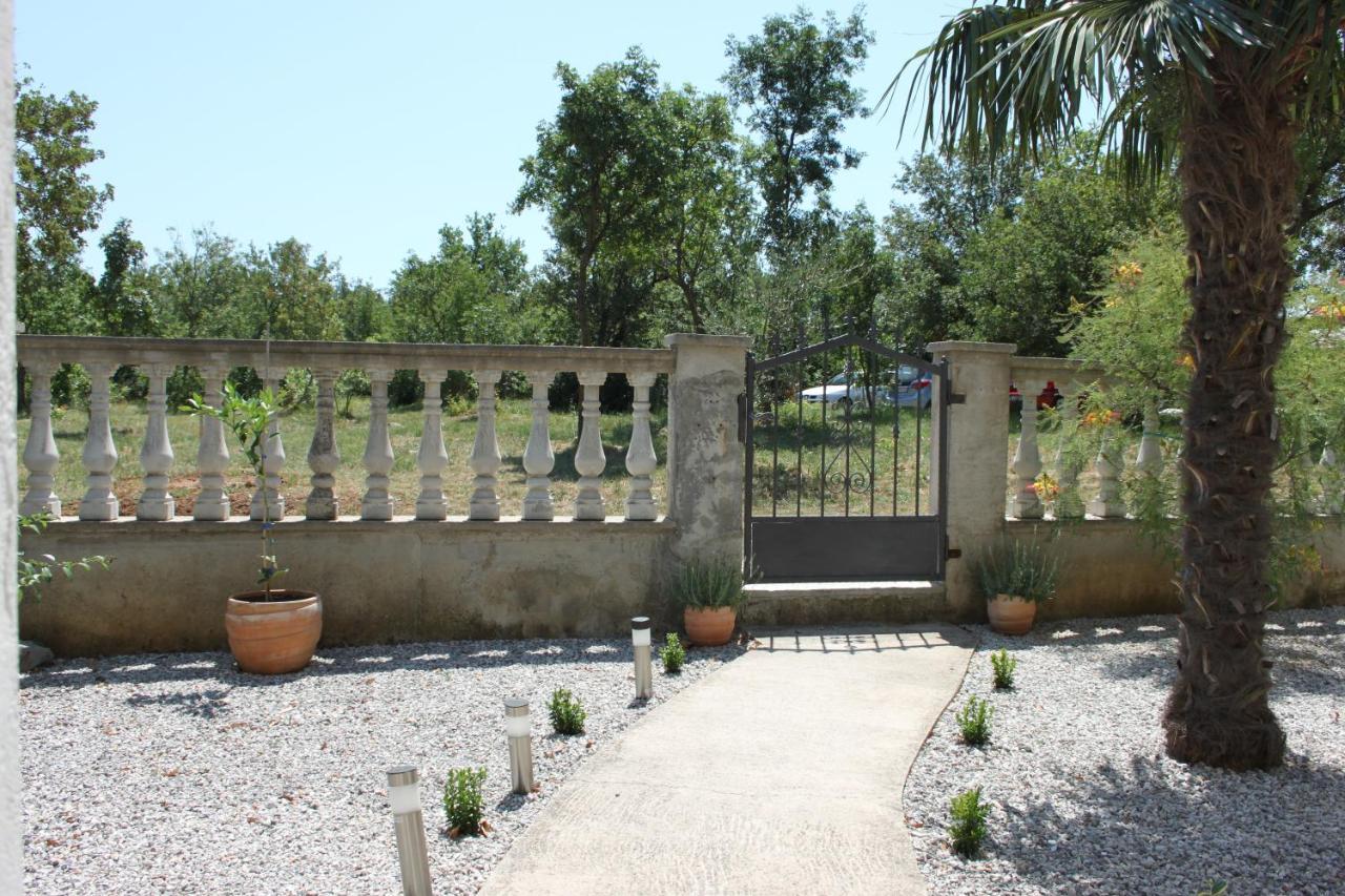 Apartmani Dienes Novi Vinodolski Extérieur photo